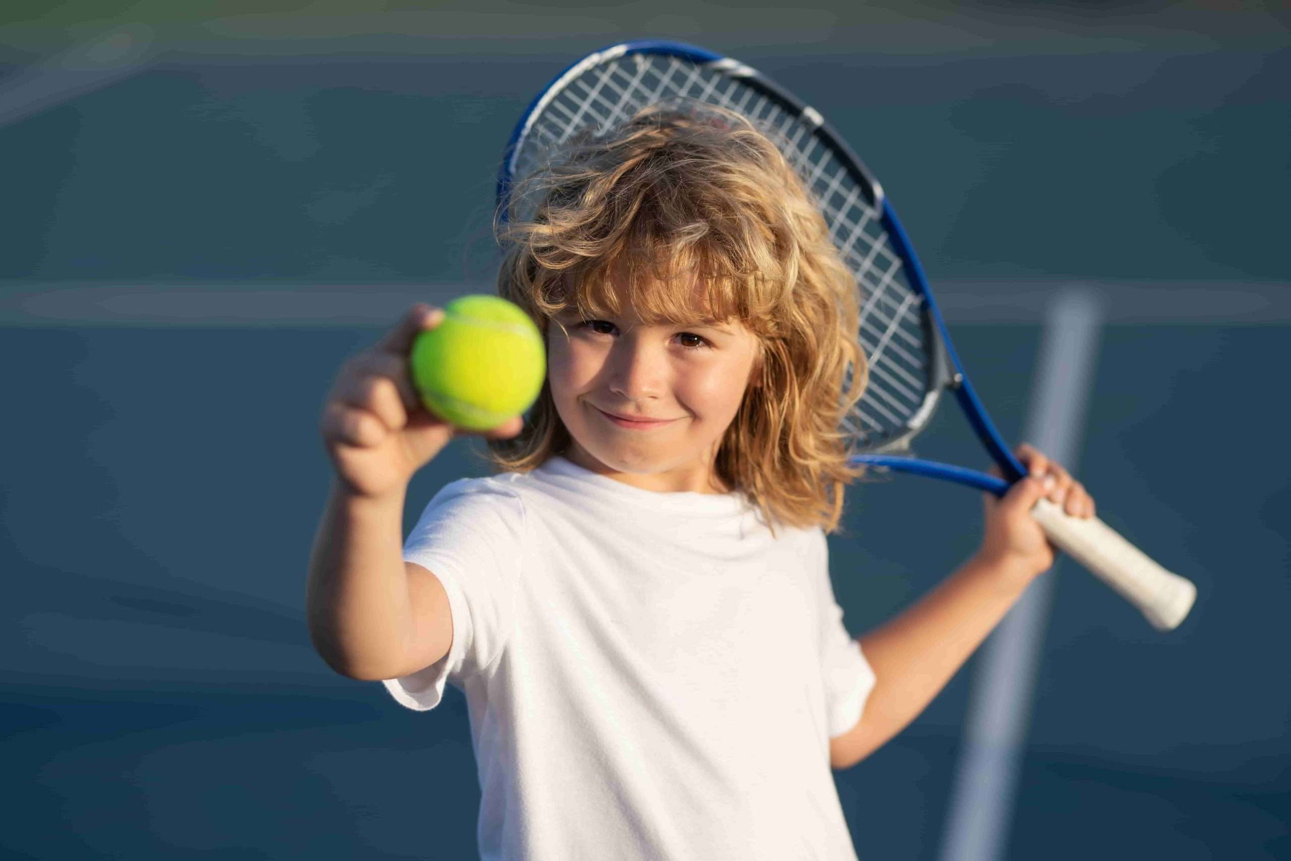 tennis-child-player-tennis-court-sport-concept-min
